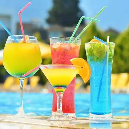 Monna Roza Garden 4*