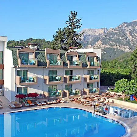 Monna Roza Garden Hotel