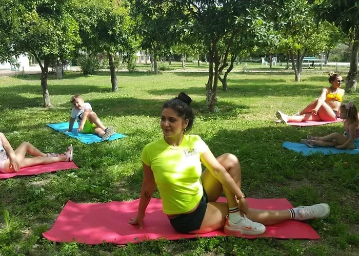 Monna Roza Garden 4*