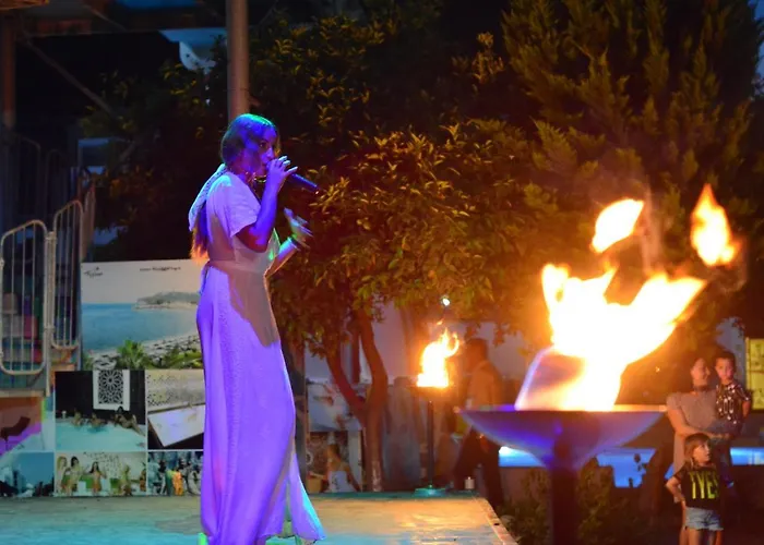 Monna Roza Garden Kemer