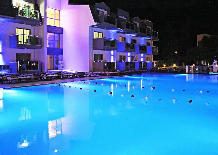 Monna Roza Garden 4*