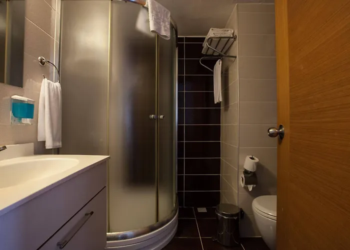 Monna Roza Garden 4*