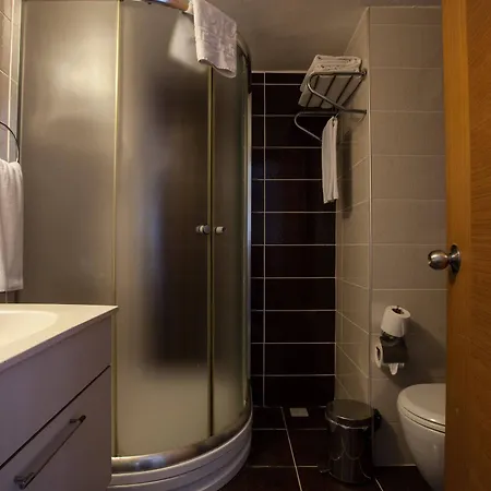 Monna Roza Garden 4*